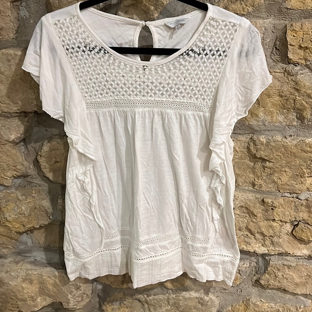 LUCK BRAND• White Crochet T-shirt Blouse